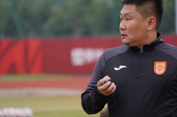 刘建业谈保级后调整阵型让球员回归熟悉位置