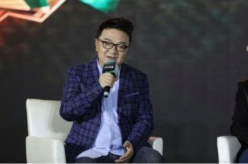 董路：互联网光环下的褪色与反思