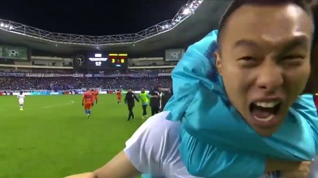 海港首夺浦东德比胜，2-0力克申花