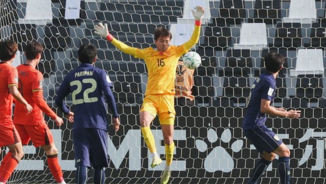 亚运会-李昊神扑救险 U23国足0-0阿联酋小组头名出线