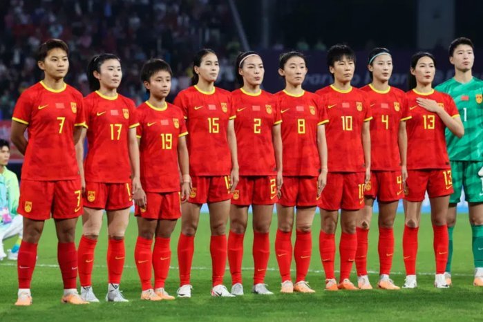 三亚洲才子争亚足联最佳海外球员